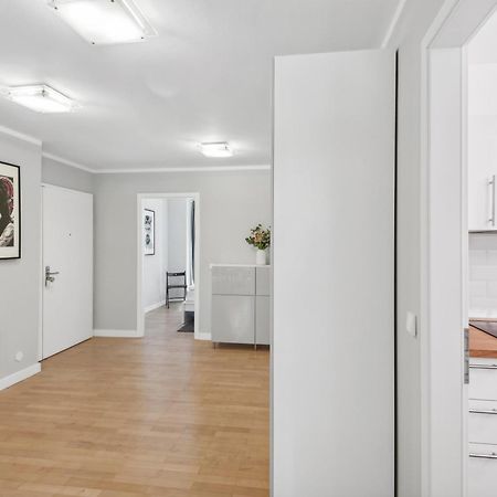 Traumhafte Wohnung Mitten In Charlottenburg Berlin Exterior foto