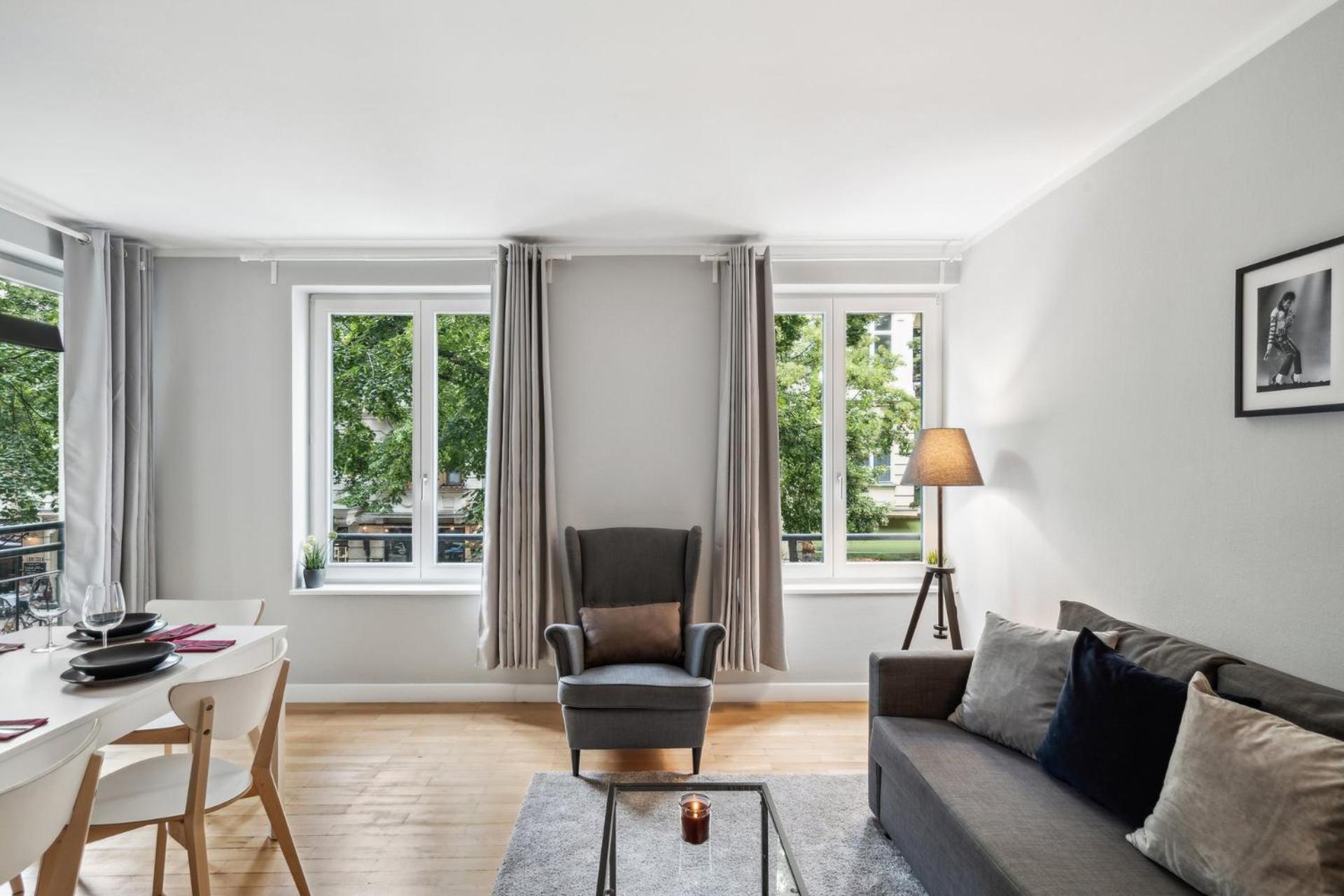 Traumhafte Wohnung Mitten In Charlottenburg Berlin Exterior foto